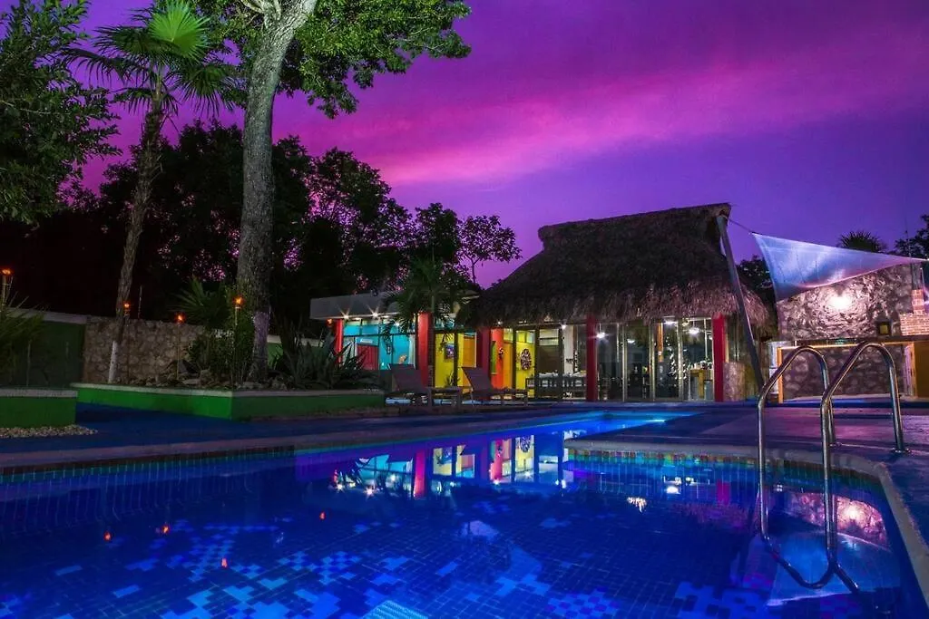 La Palapa - Beautiful Pool Home Sleeps Up To 8 Cancun 0*,  Mexico