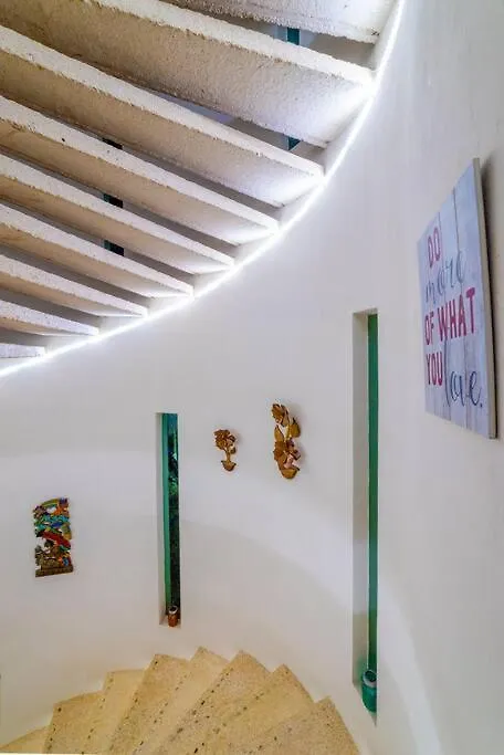 La Palapa - Beautiful Pool Home Sleeps Up To 8 Cancun