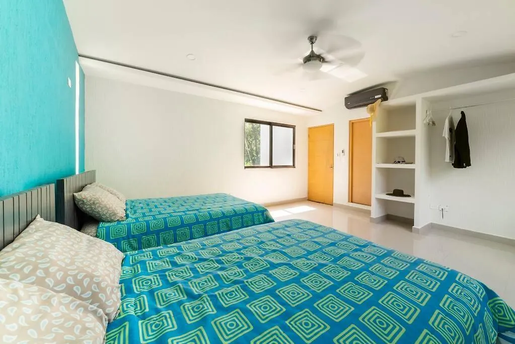 La Palapa - Beautiful Pool Home Sleeps Up To 8 Cancun Holiday home