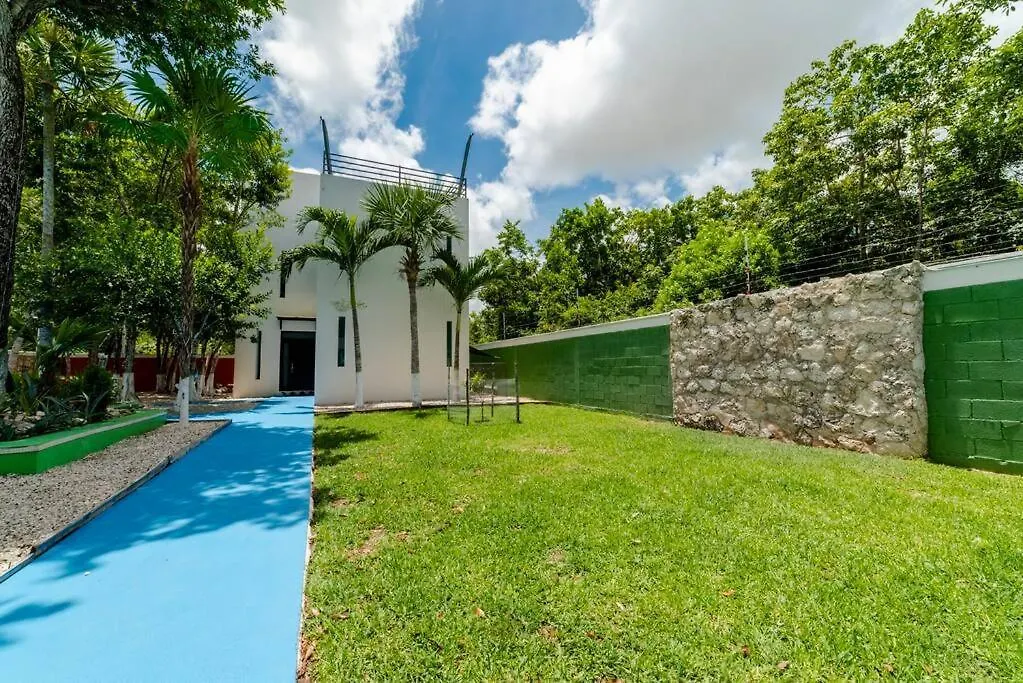 La Palapa - Beautiful Pool Home Sleeps Up To 8 Cancun Holiday home