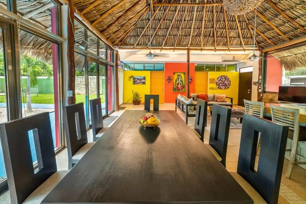 La Palapa - Beautiful Pool Home Sleeps Up To 8 Cancun